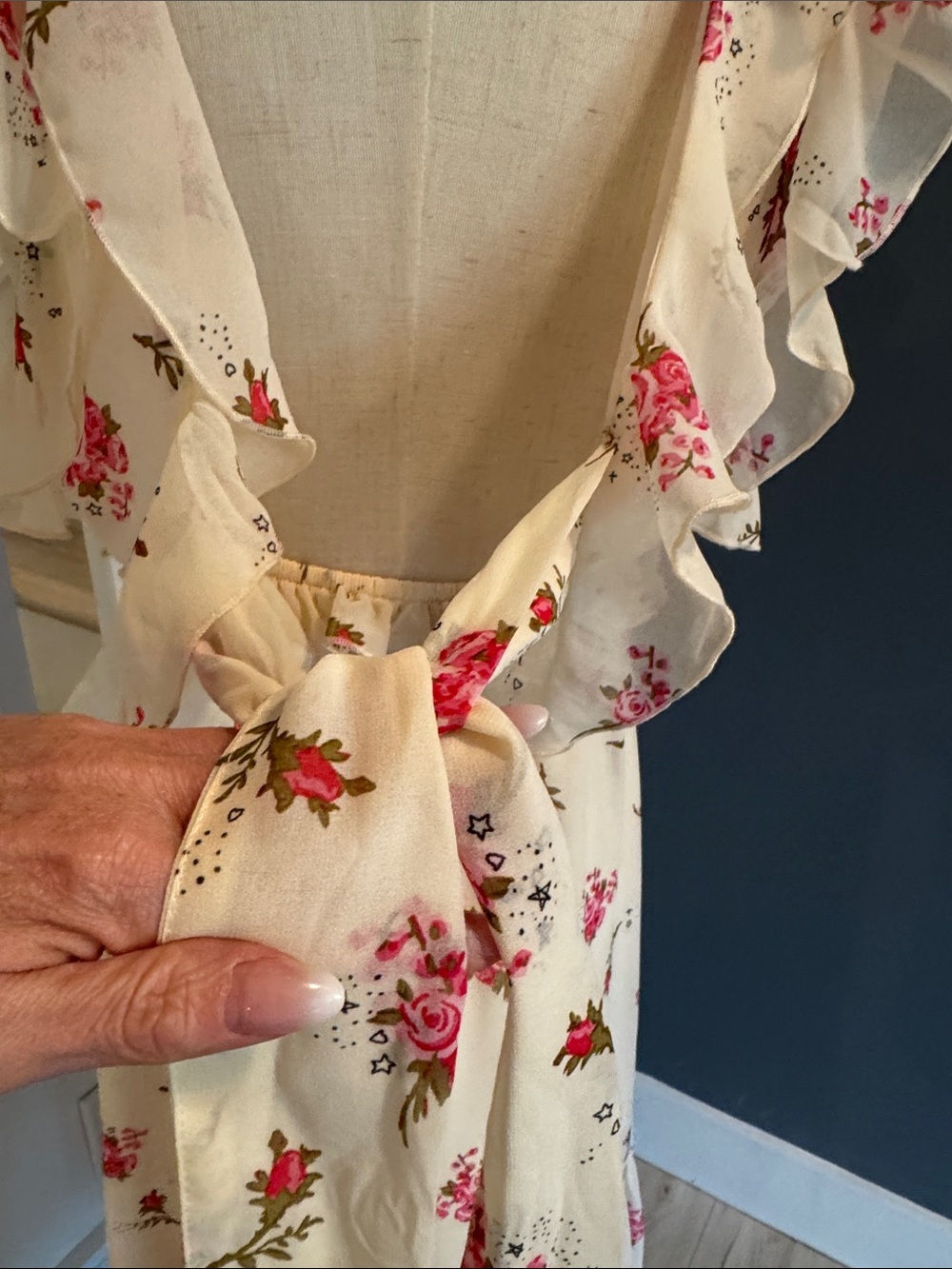 Coquette, Cottage Core style midi dress. Romantic Floral Fabric with Ruffles. S - Picture 5 of 6
